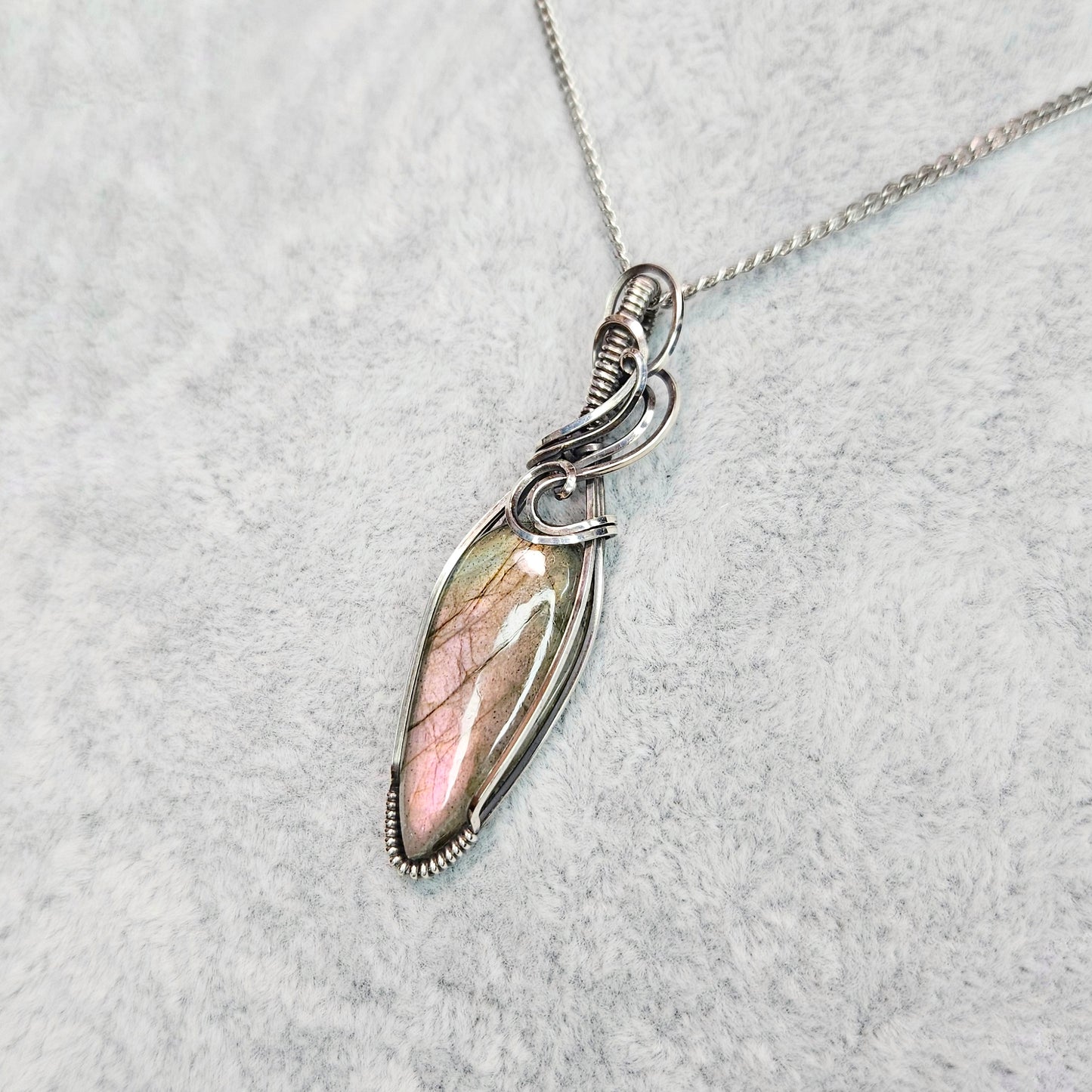 Pink Purple Labradorite in Oxidised 925 Solid Sterling Silver Handmade Wire-Wrap Pendant