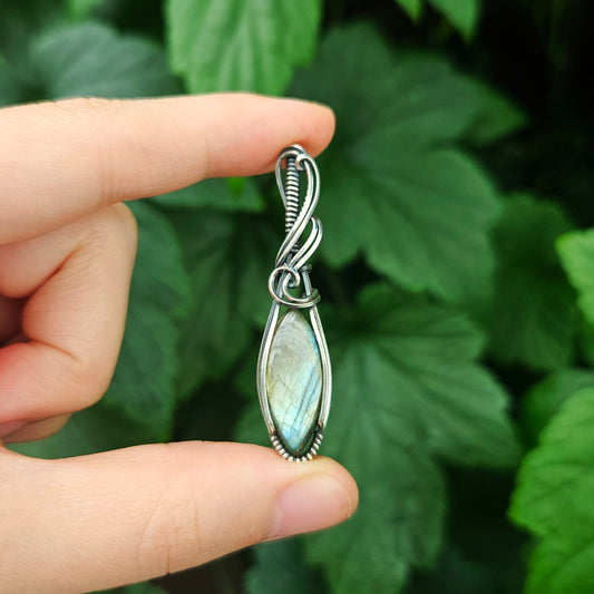 Silver Labradorite in Oxidised 925 Solid Sterling Silver Handmade Wire-Wrap Pendant
