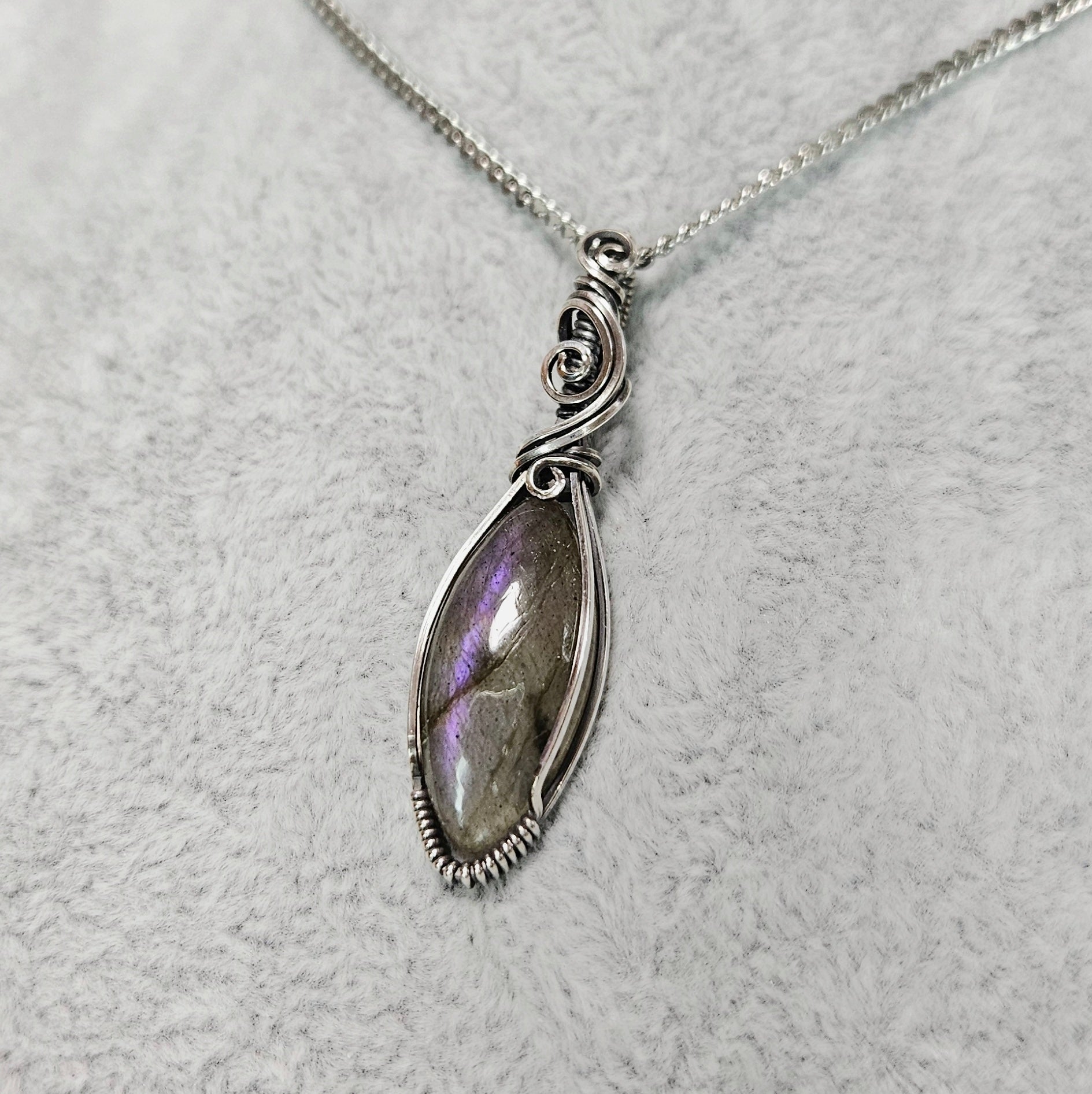 Purple labradorite clearance necklace